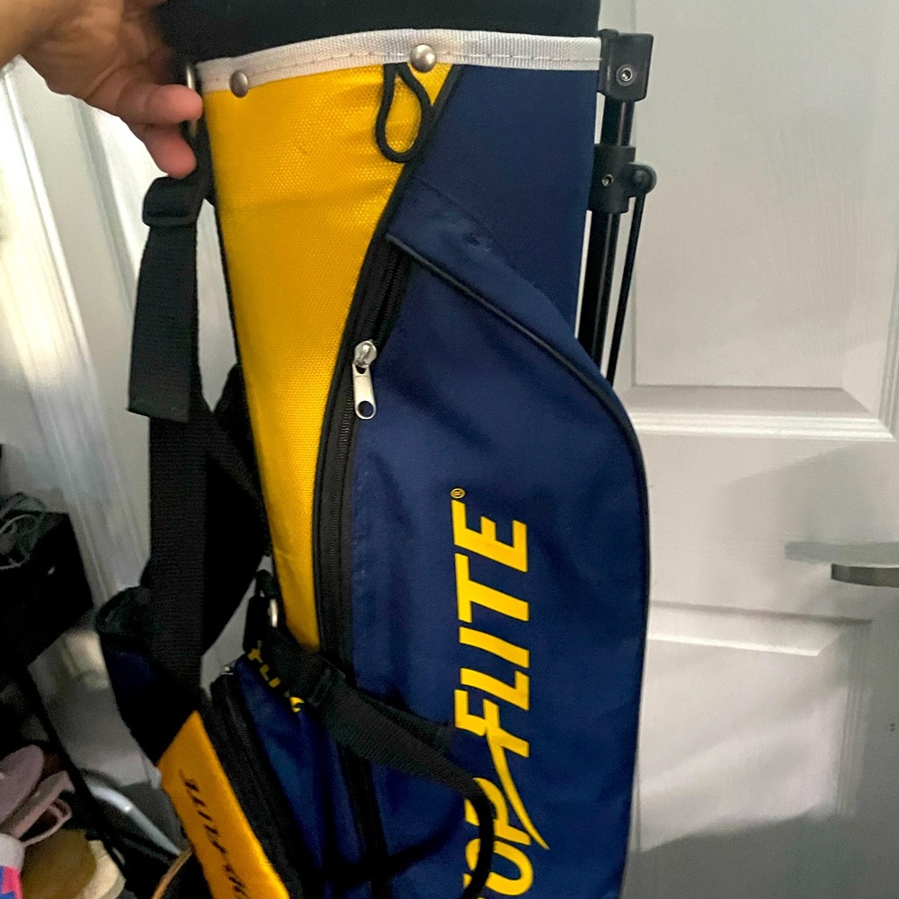 Kids g o l f. set left handed by Top flite 6 Pc set